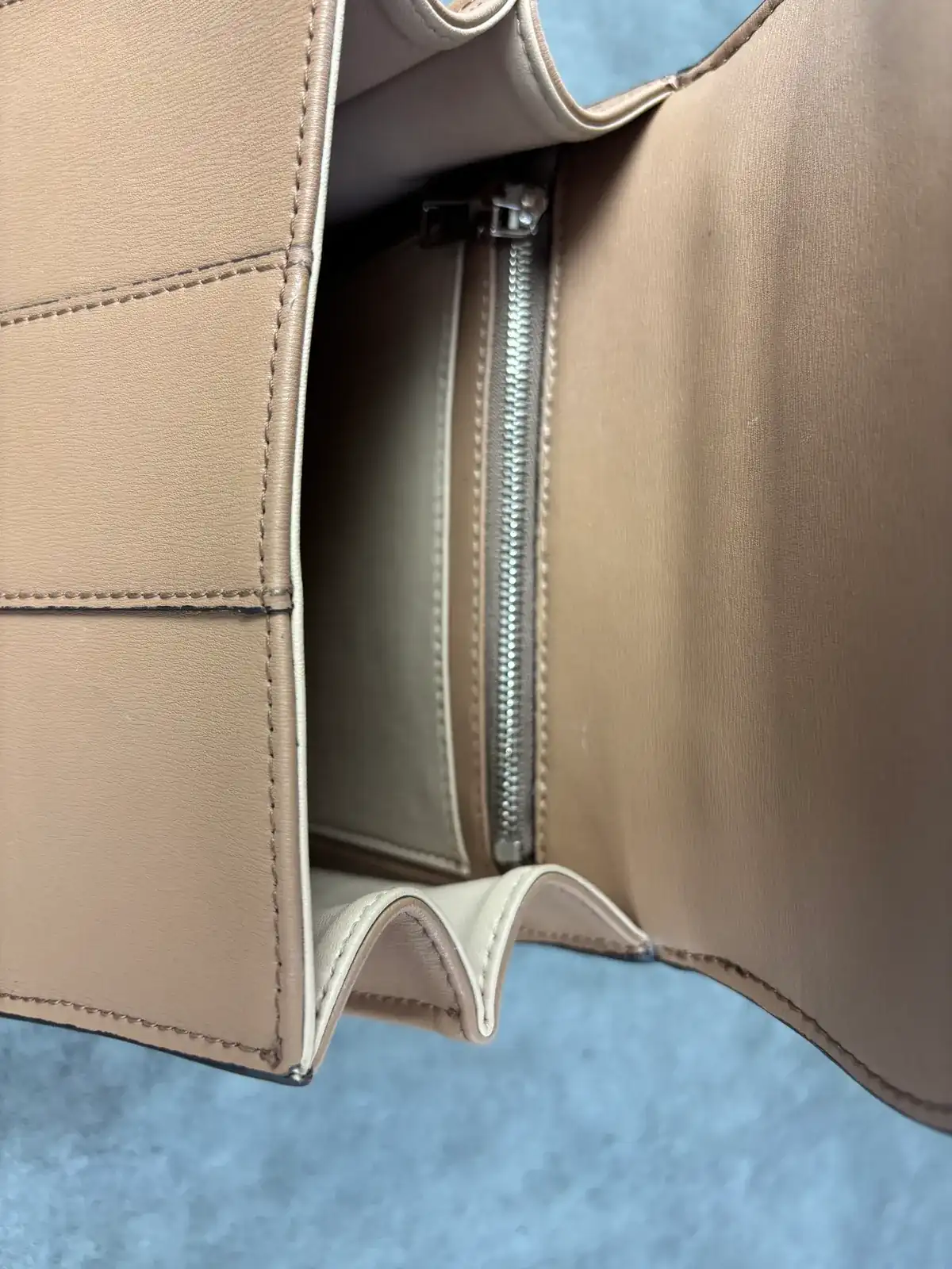 델보 내부 지퍼 추가 after 19