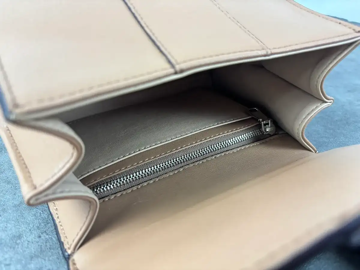 델보 내부 지퍼 추가 after 21