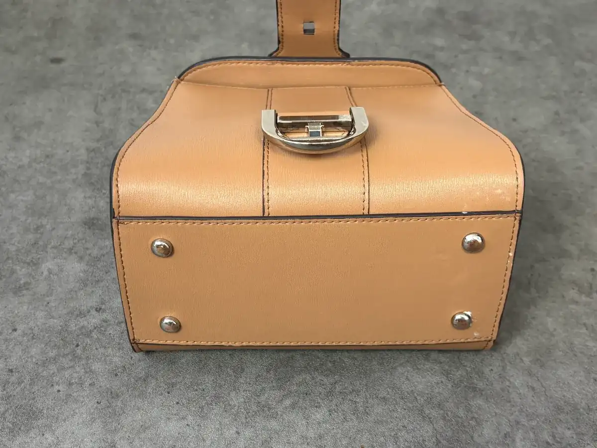 델보 내부 지퍼 추가 before 1