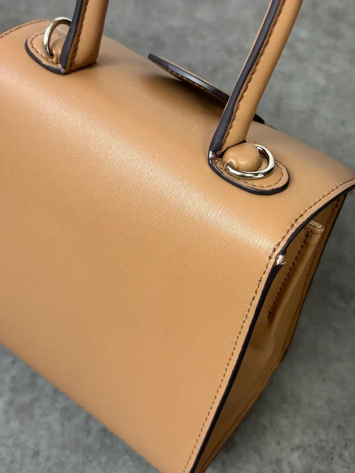 델보 내부 지퍼 추가 before 2