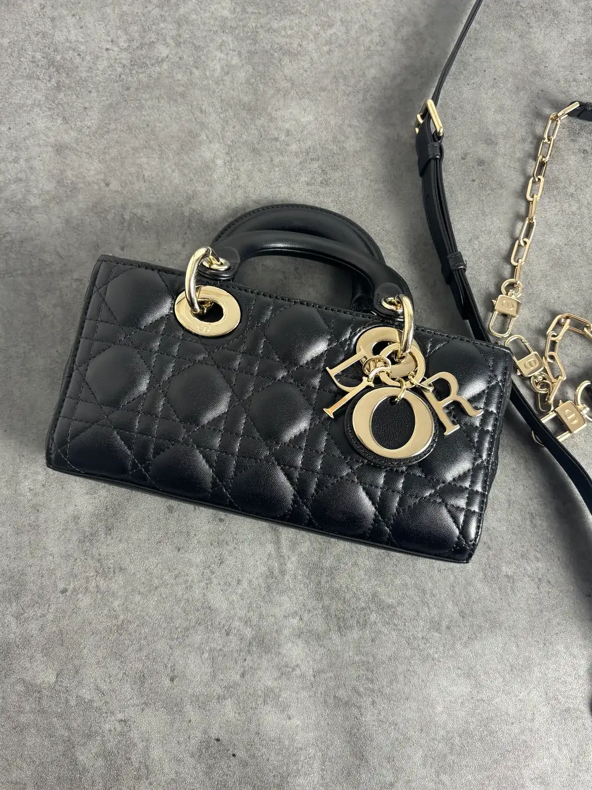 디올 디조이 핑크-블랙 염색 after 18