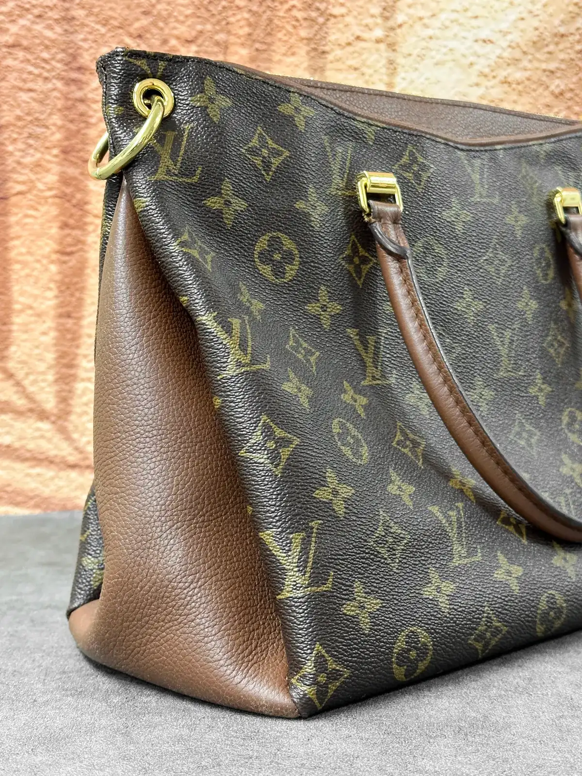 루이비통 LV가죽 가죽교체 after 16