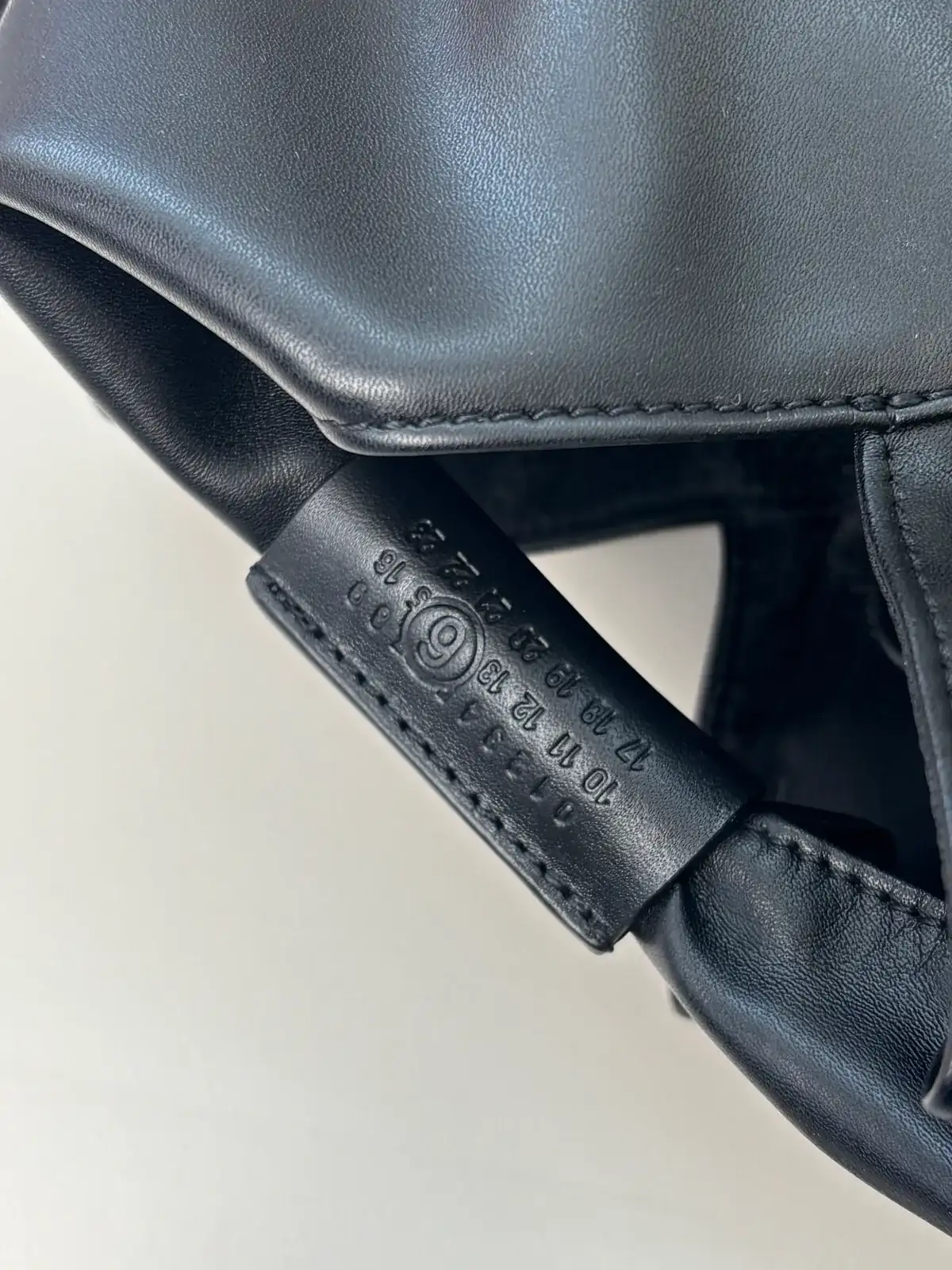 마르지엘라 부분찍힘 복원