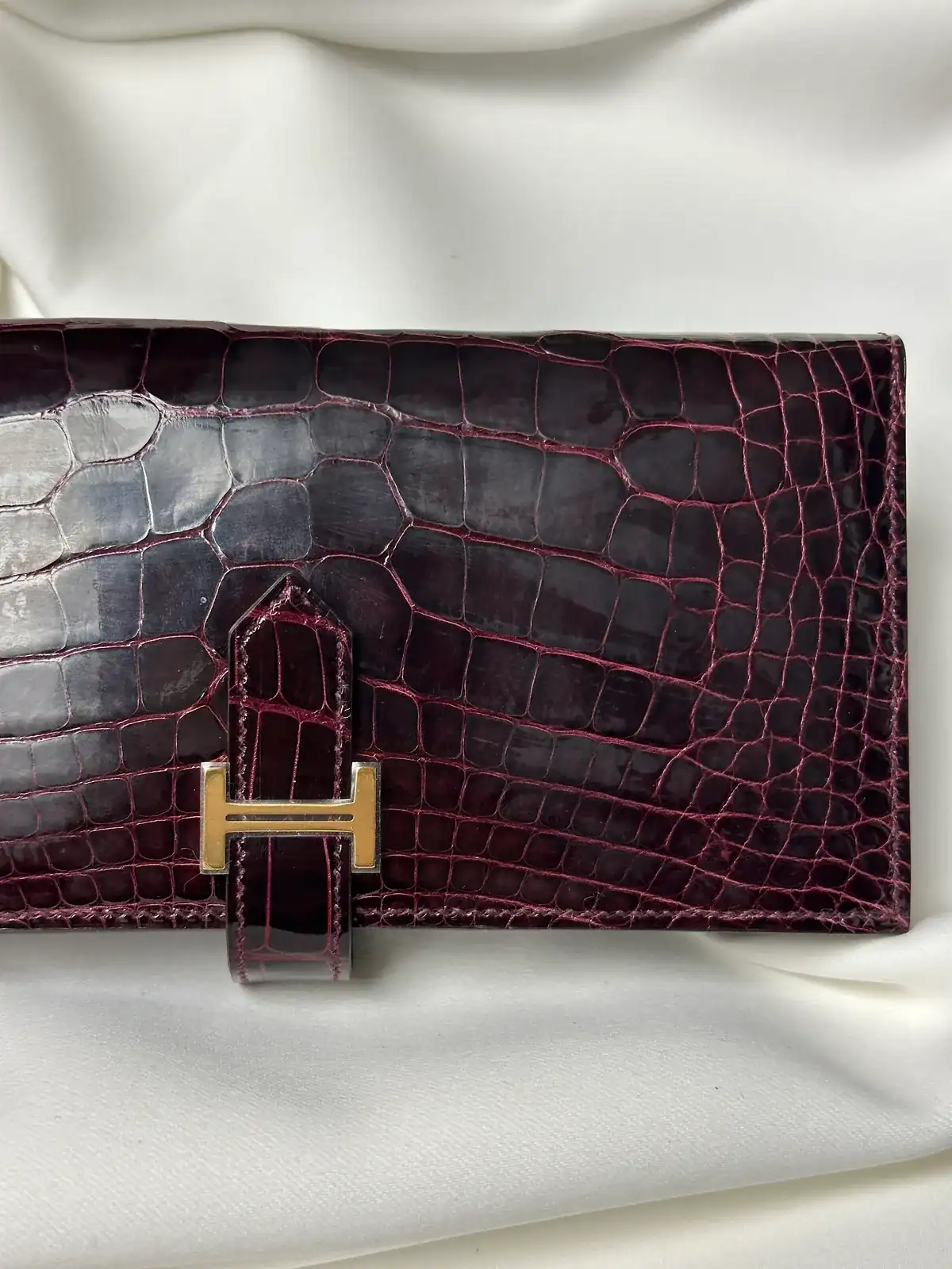 버건디 악어 베안 [골드] before 5