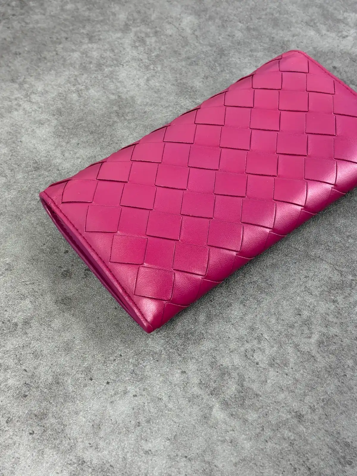 보테가베네타 자주색 물얼룩 염색복원 after 15