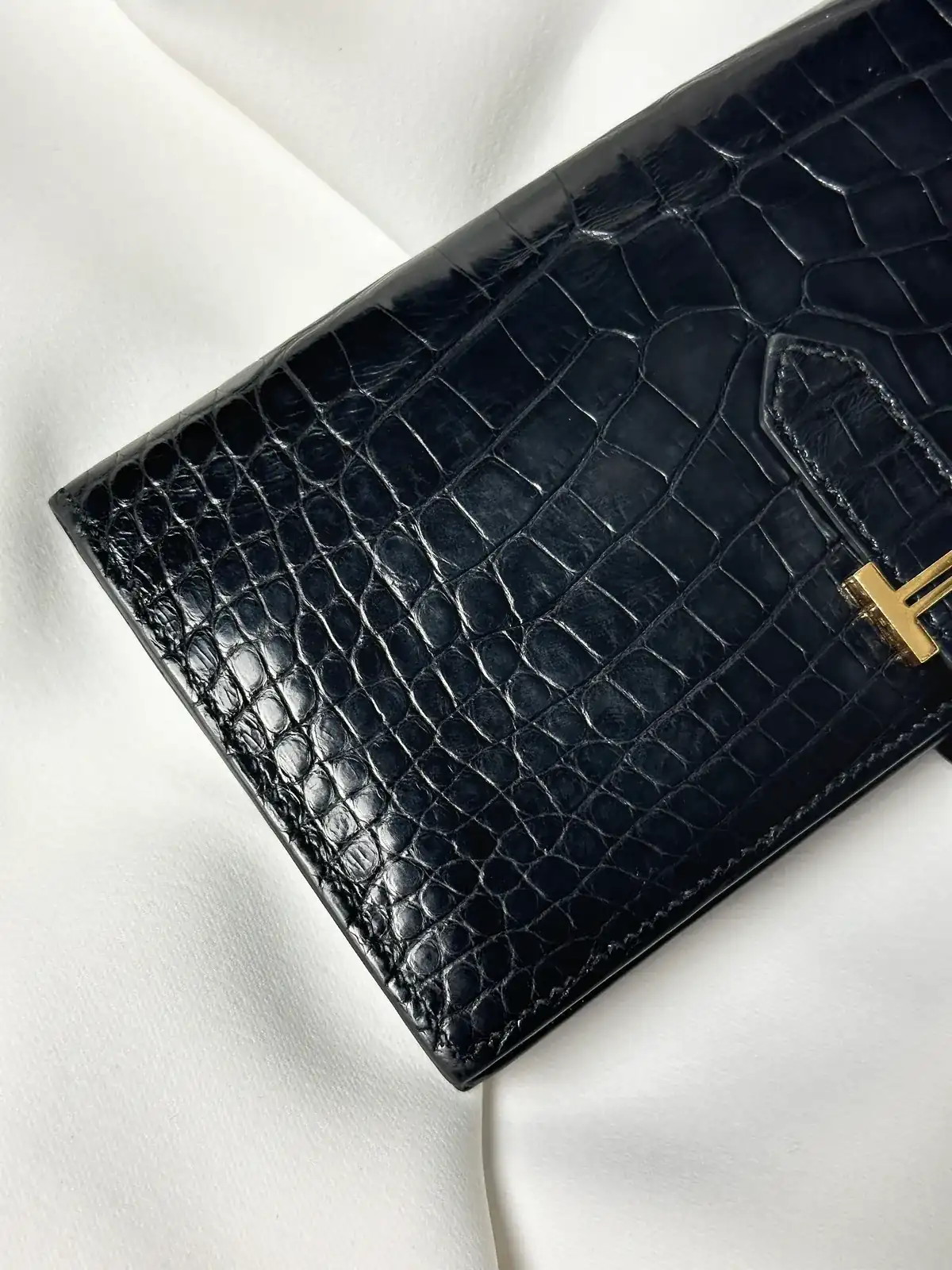 블랙 악어 베안 [골드] before 4