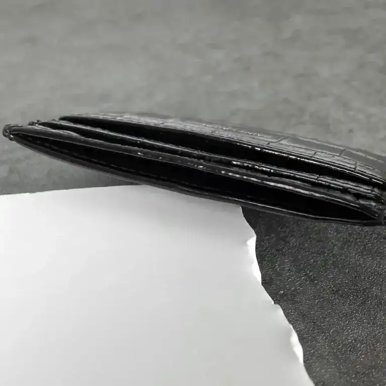 생로랑 카드지갑 광택복원 after 8