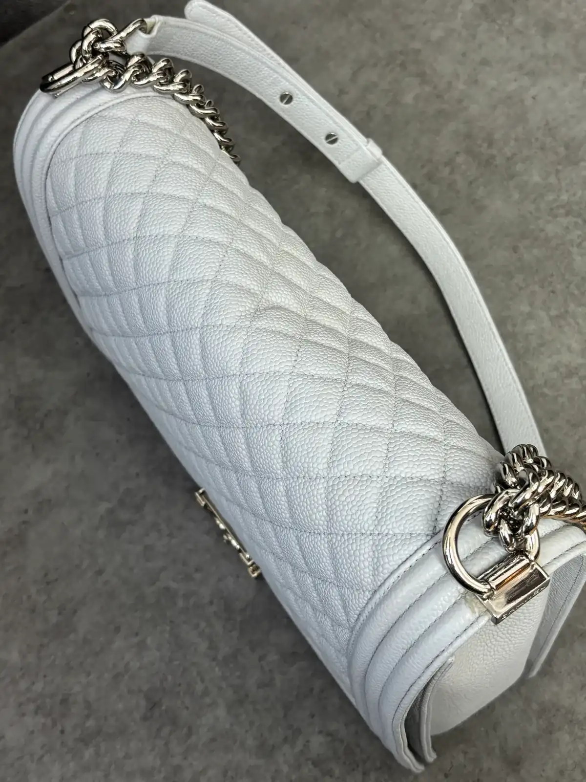 샤넬 보이플랩백 그레이 황변 복원 after 14