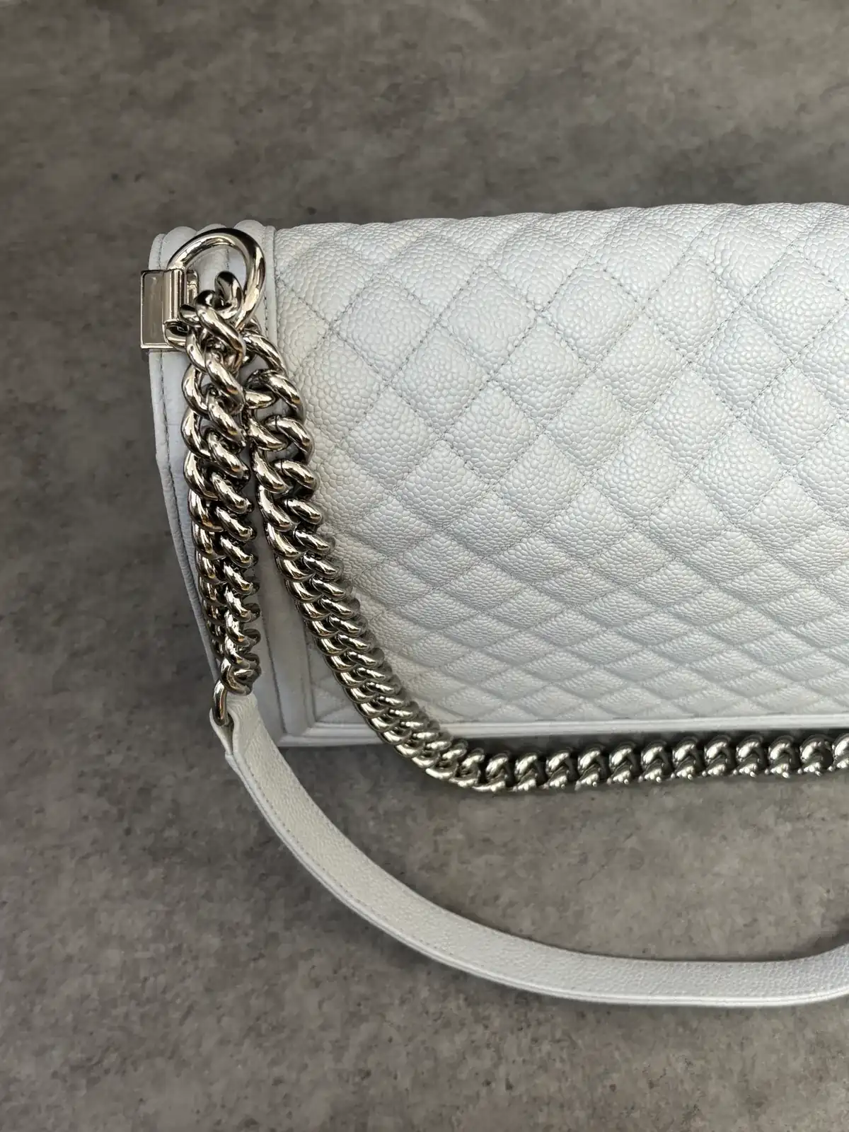 샤넬 보이플랩백 그레이 황변 복원 after 17