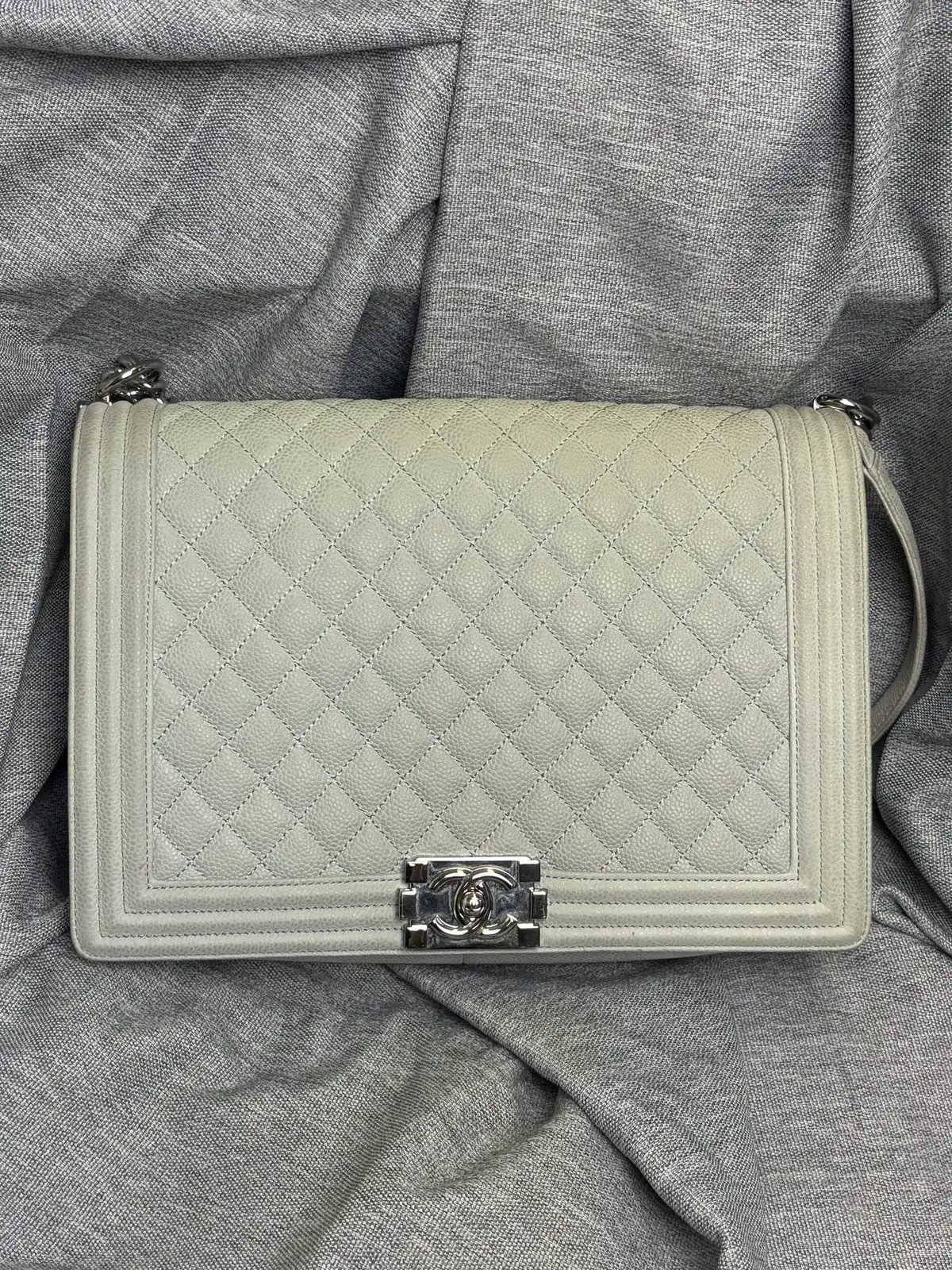 샤넬 보이플랩백 그레이 황변 복원 before 10