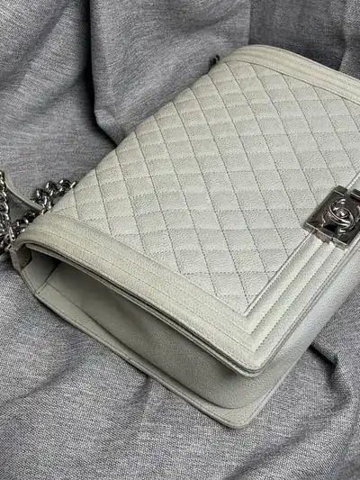 샤넬 보이플랩백 그레이 황변 복원