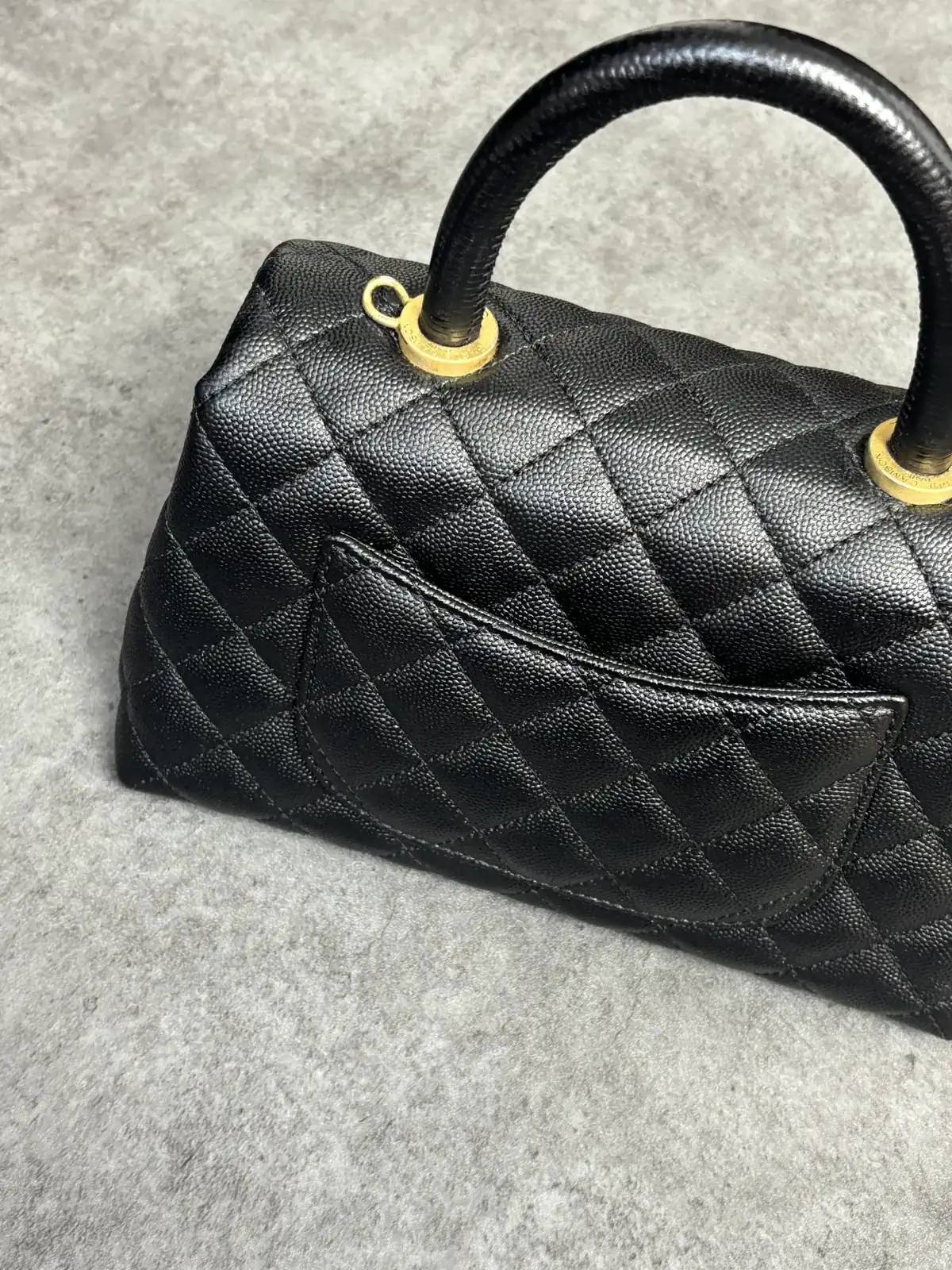 샤넬 캐비어 토트백 블랙염색 after 12