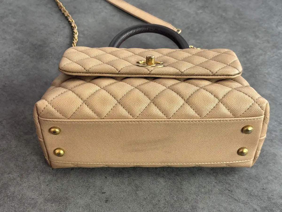 샤넬 캐비어 토트백 블랙염색 - Before