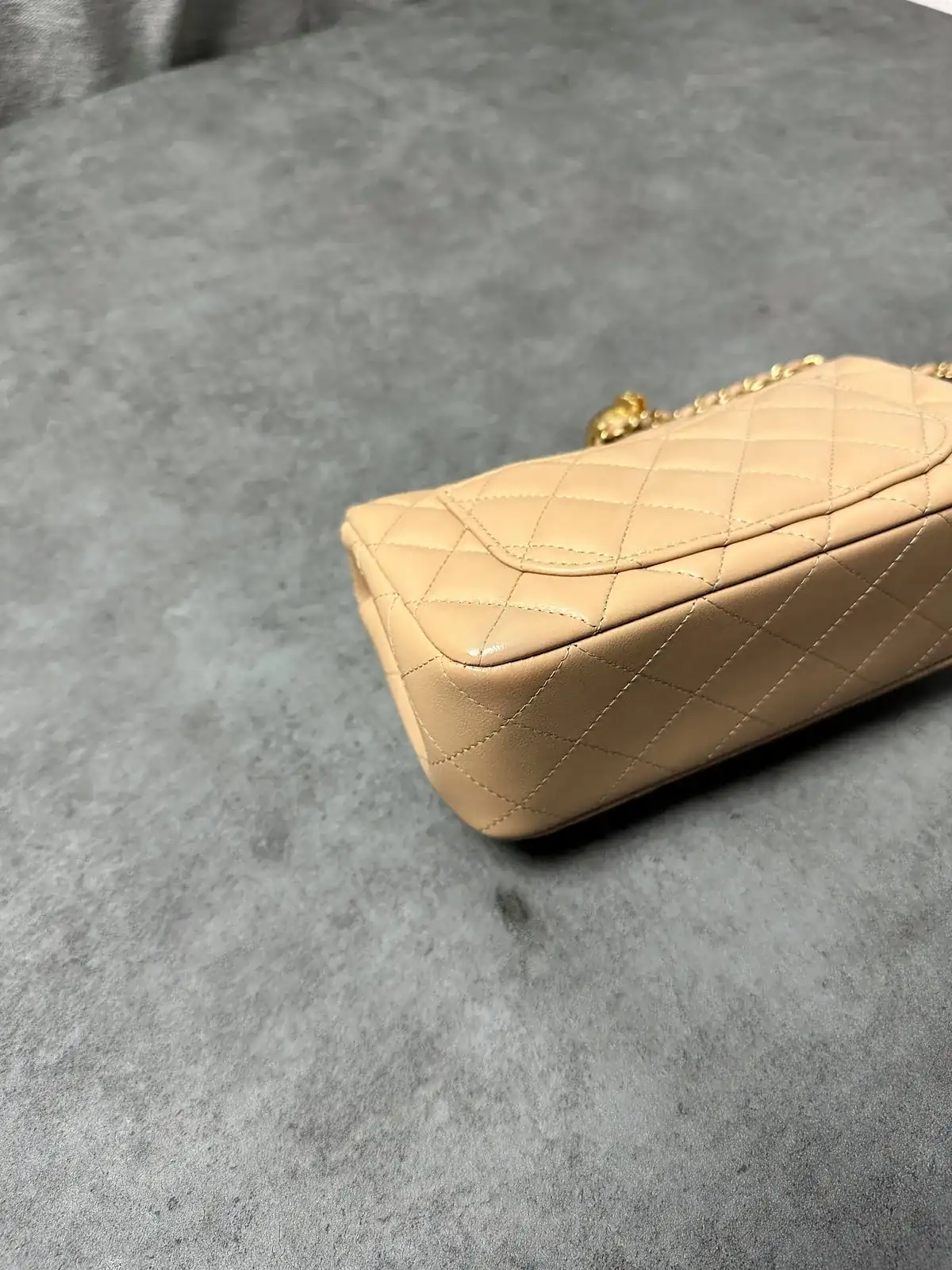 샤넬 클래식 베이지 찍힘 까짐 복원 after 20