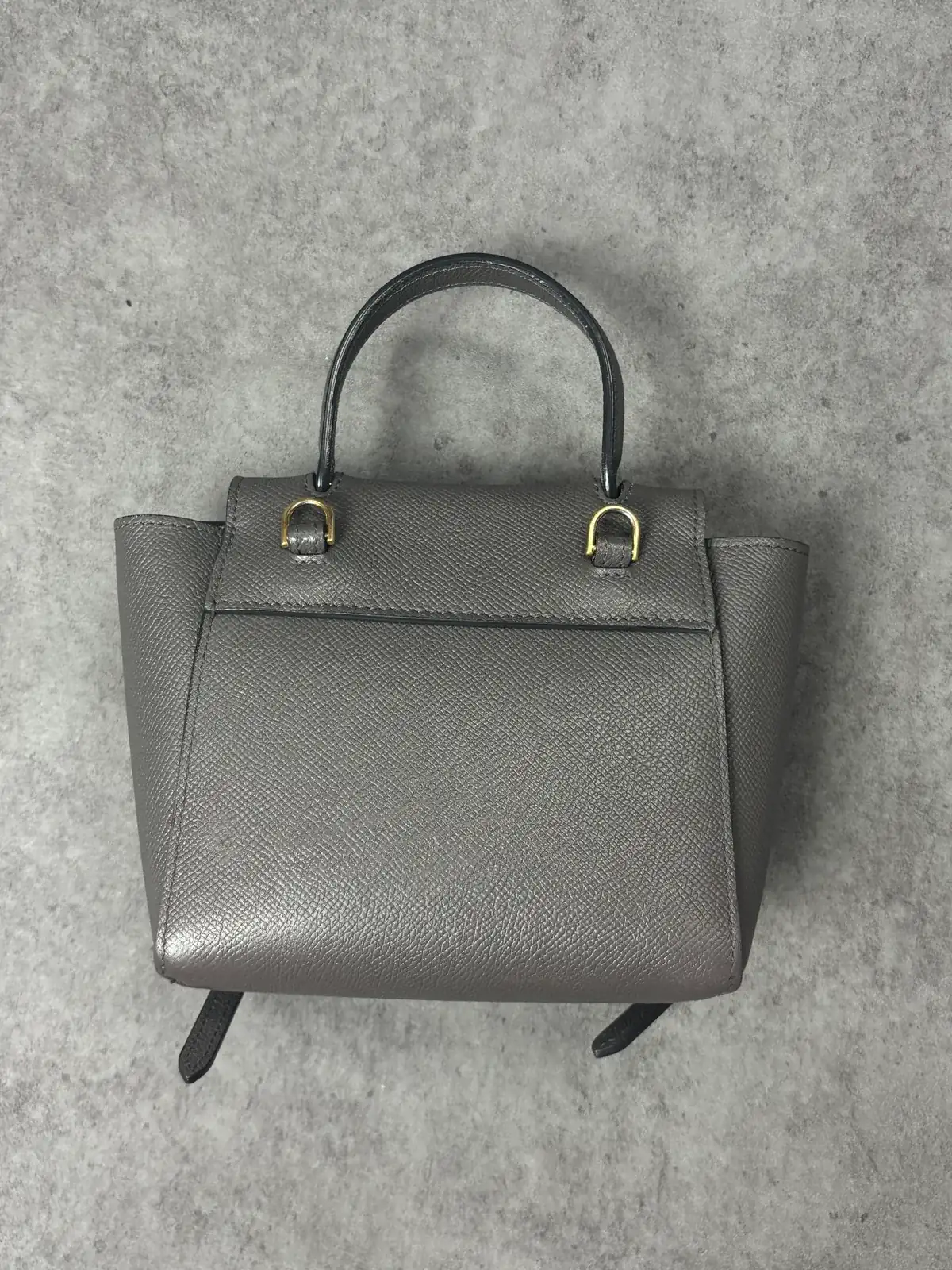 셀린느 회색 모서리, 뒷면 부분염색 after 11