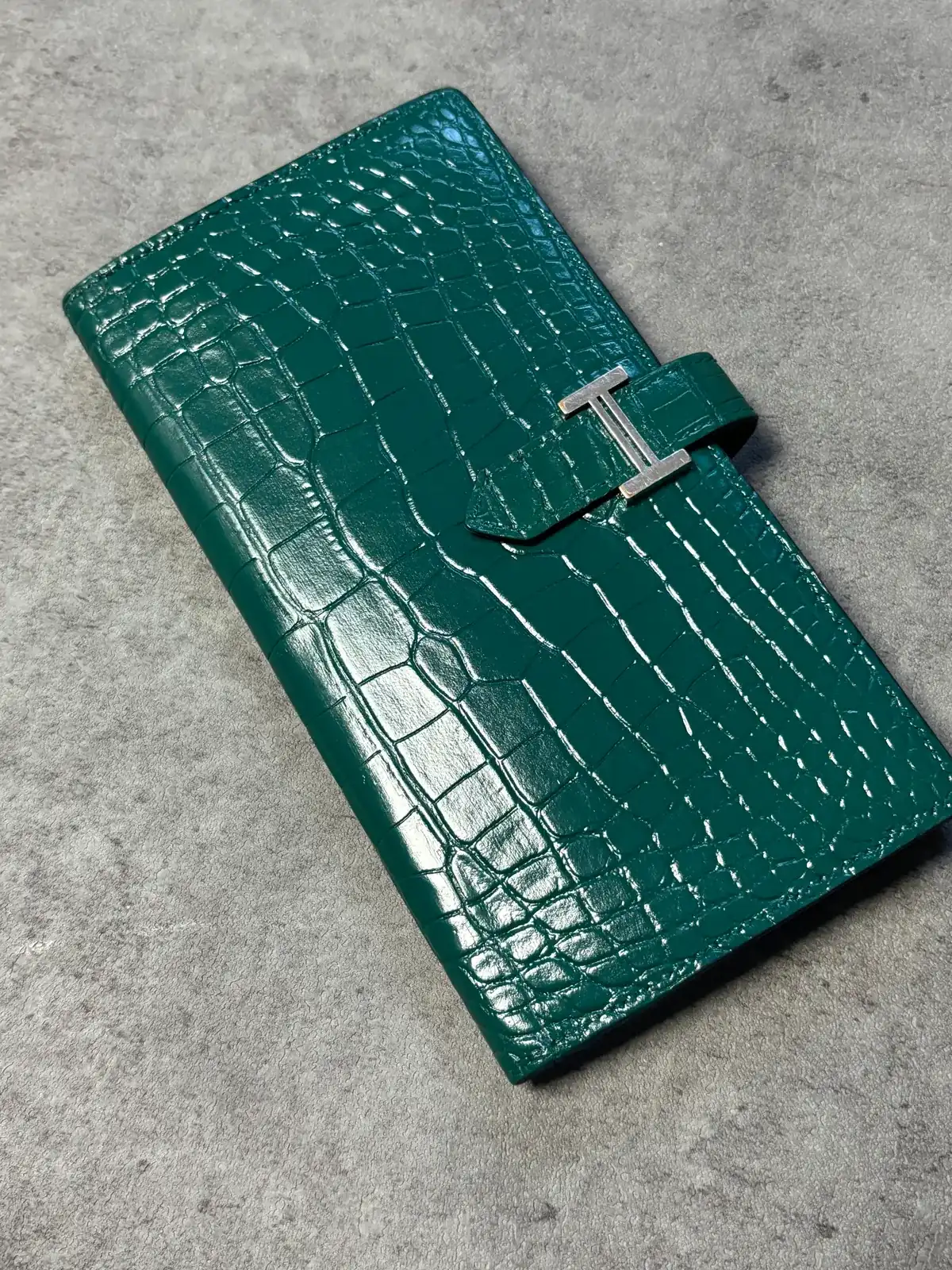 에르메스 베안지갑 그린 악어 타사 재염색 after 27