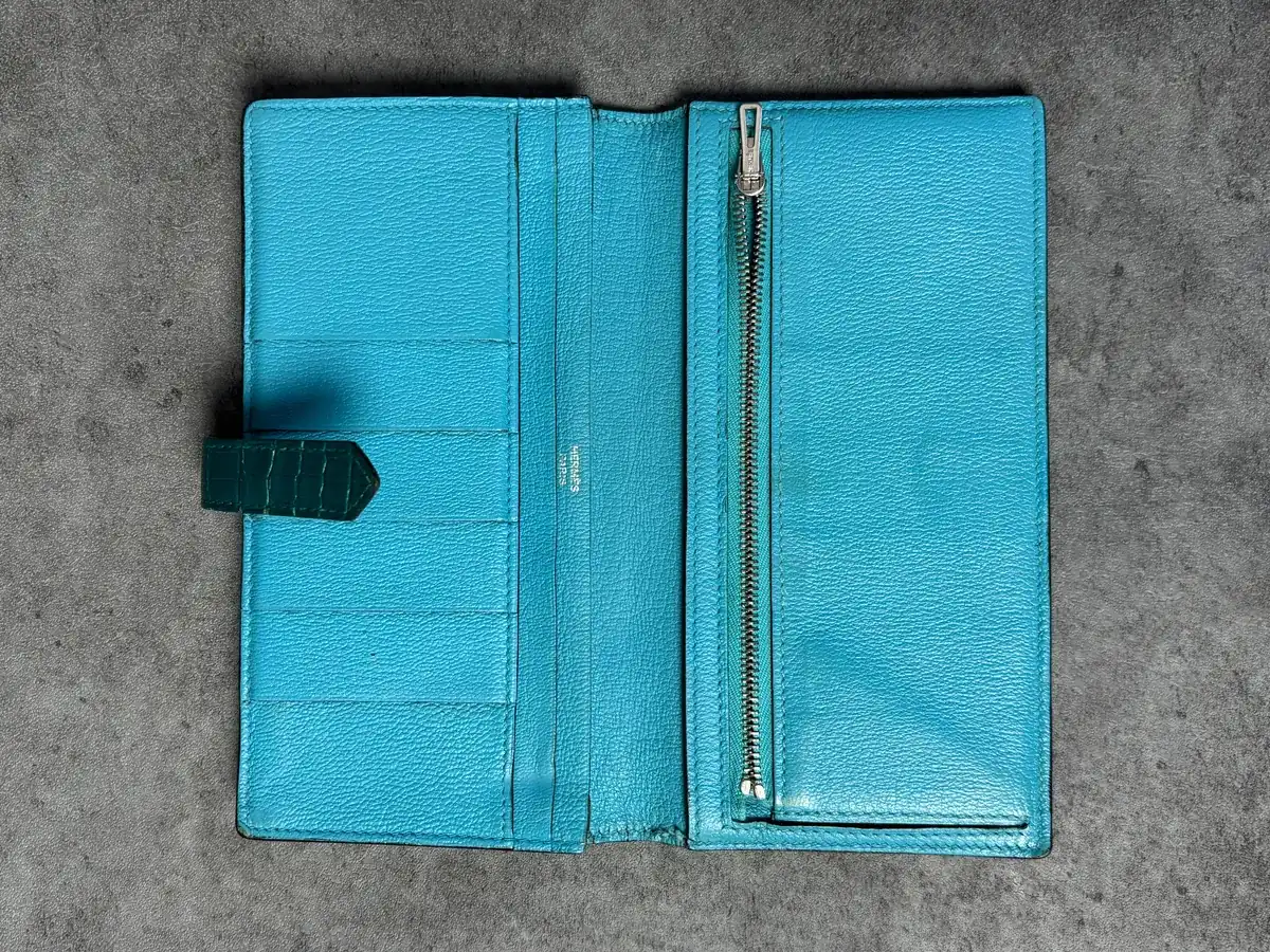 에르메스 베안지갑 그린 악어 타사 재염색 before 8