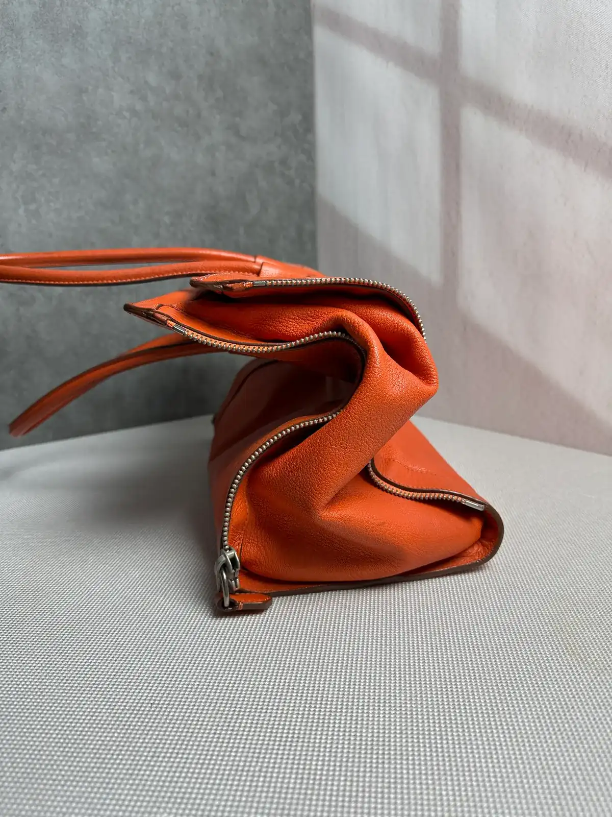 지방시 각 무너짐 복원 before 3