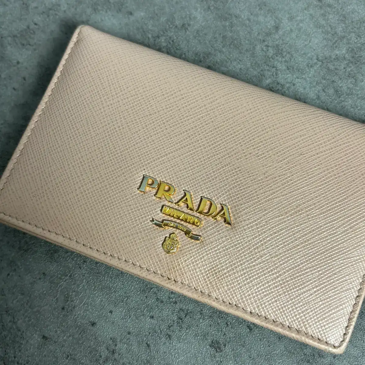 프라다 반지갑 로고도금 before 4