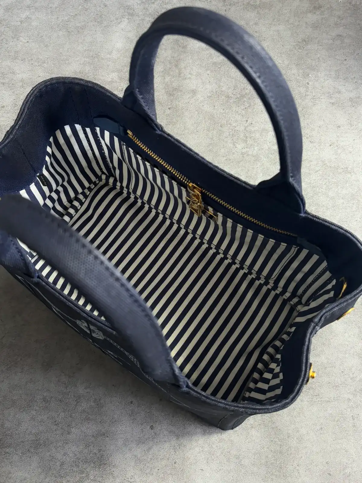 프라다 카나파백 진청염색 after 10