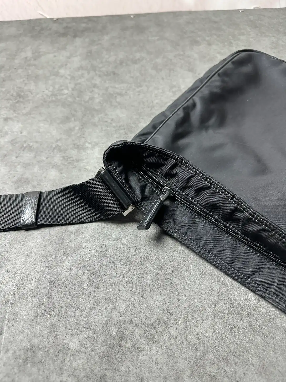 프라다 파이핑가죽 교체