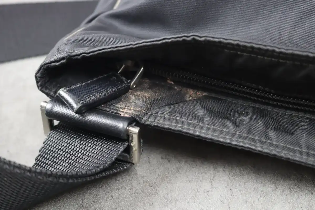 프라다 파이핑가죽 교체 before 12