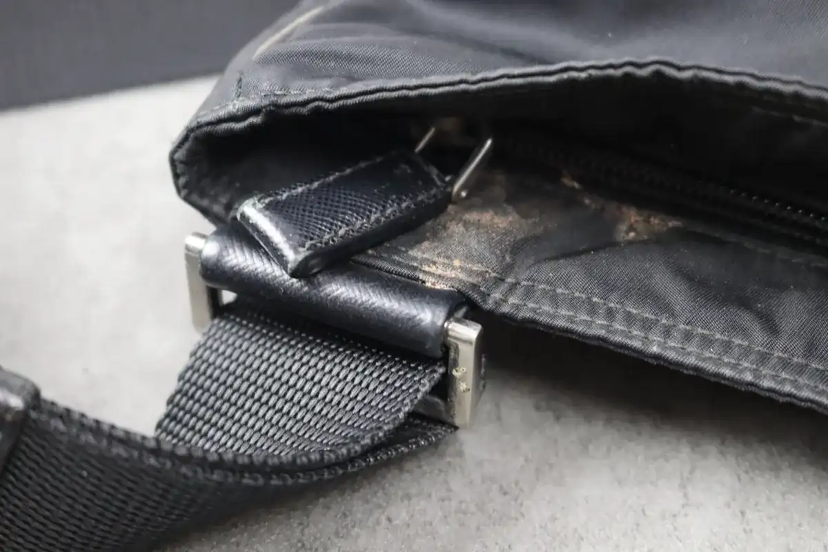 프라다 파이핑가죽 교체 before 13