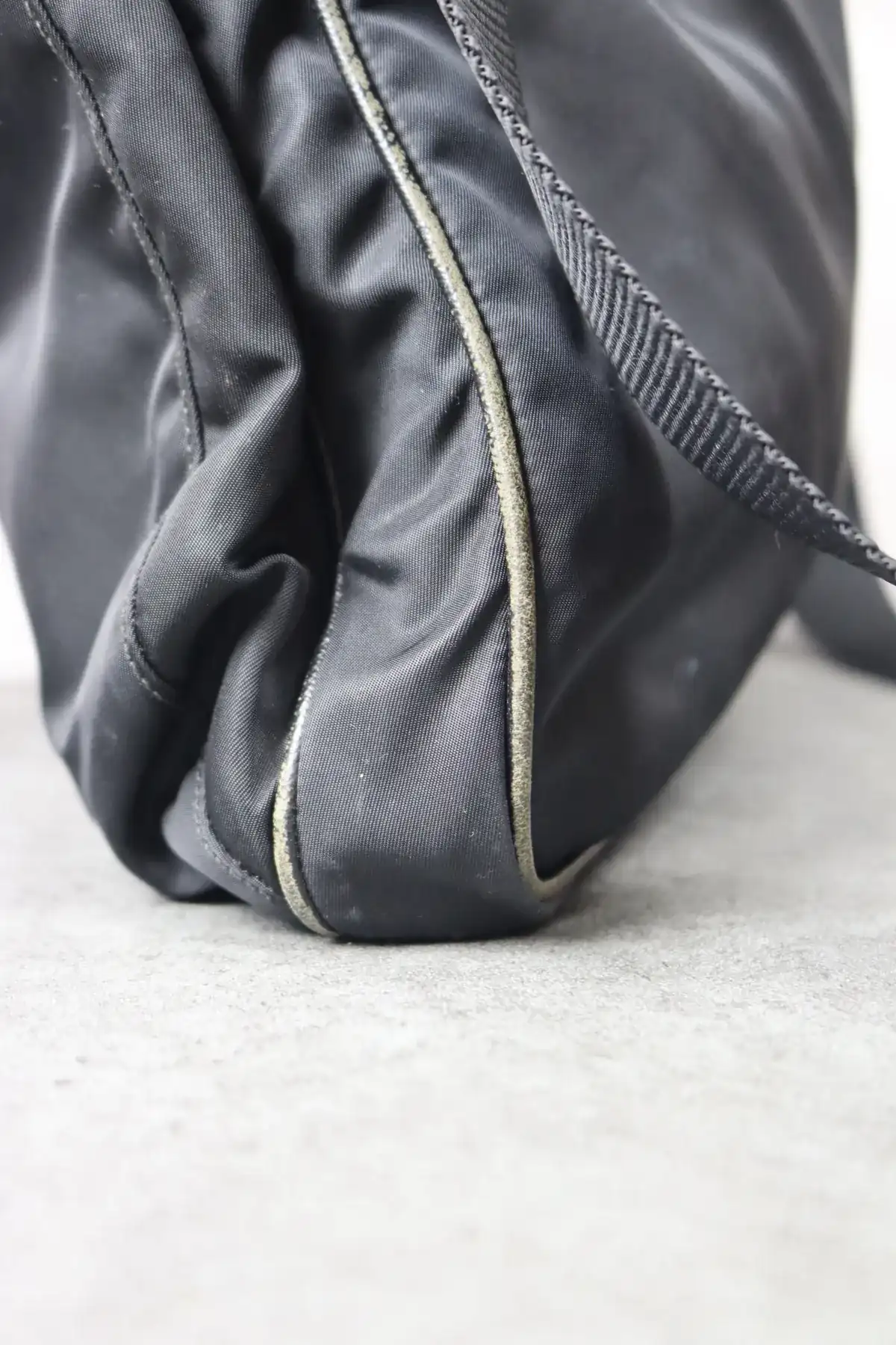 프라다 파이핑가죽 교체 before 8